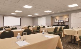 Country Inn & Suites by Radisson, Roanoke, VA