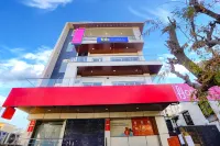 FabExpress F9 Noida Sector 27 Hoteles en Noida