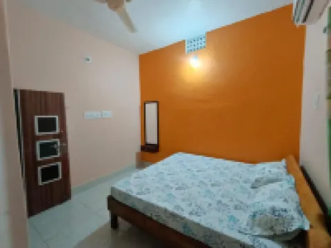 Goroomgo Grand Inn Lodge Grand Raod Puri