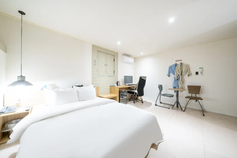 Hotel YaJa WestGate