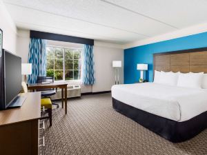 La Quinta Inn & Suites by Wyndham Tampa Brandon Regency Park