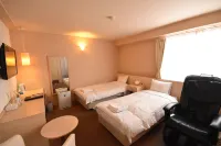 Hotel the Grand Court Matsusaka Hotels in Такі