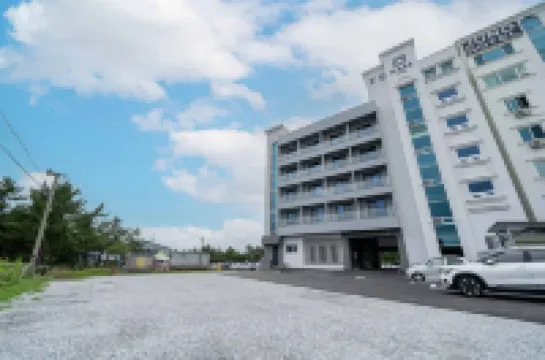 Gangneung Gyeongpodae Hotel Mare Hotels in 