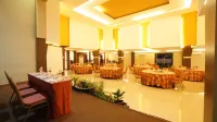 Dafam Hotel Cilacap - breakfast
