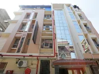 Diamond Plaza Hotels near Marble Palace