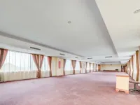 Raz Hotel and Convention Hotels in 