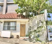 Iriwa -stay&coffee Iriwa- Hotels near Yonehara Beach