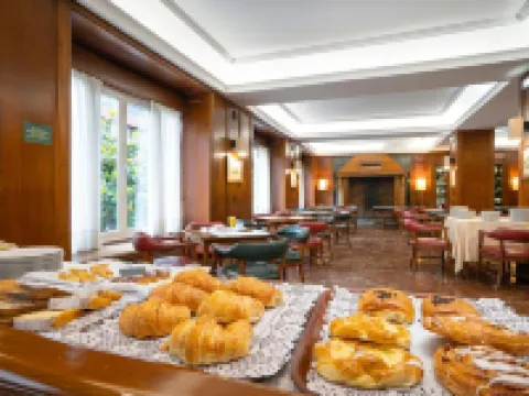 Hotel Hernán Cortés Hotéis em Gijon