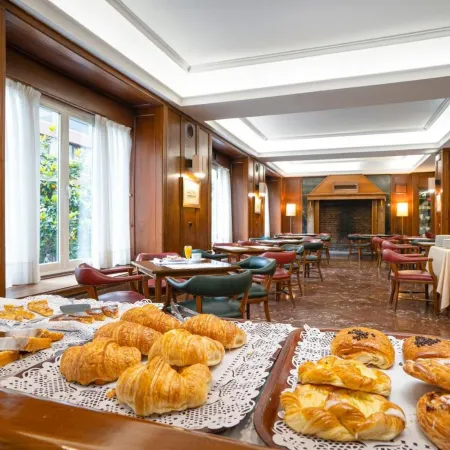 Hotel Hernán Cortés