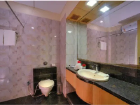 ウィングストン ツリーハウス ホテル-ゴーヴァルダン マトゥラーのホテル