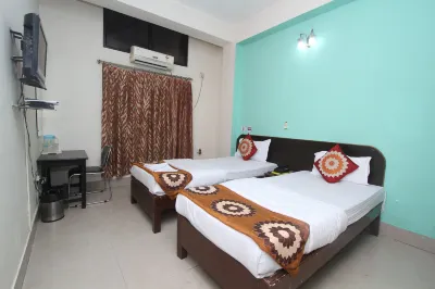 Goroomgo Blue Moon Guest House Guwahati Các khách sạn ở 