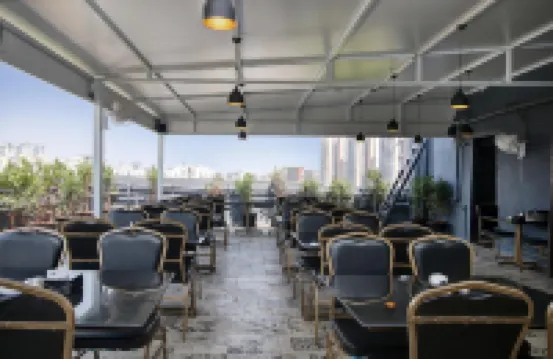 แม็กนัส ฟอร์จูน เฮาส์, บิซิเนส โฮเทล