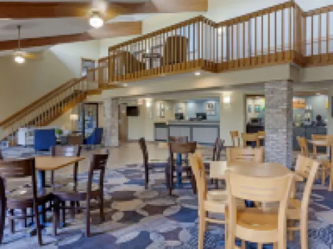 Quality Inn Hotels in Oshkosh