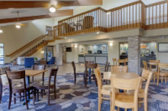 Quality Inn Hotels in Oshkosh