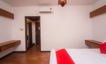 Super OYO 1026 Hotel Lutana