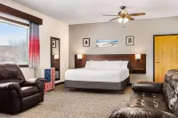 Ramada by Wyndham Richland Center Hotel a Richland Center