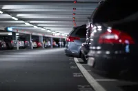 莫斯科白俄羅斯站麗笙酒店 - 停車場