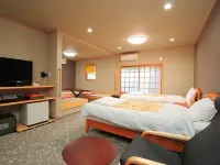 Kirishima Hanamurasaki