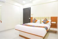 FabHotel Majestic Luxurious - Nr Rajaram Bhiku Pathare Stadium Hotels in Kharadi