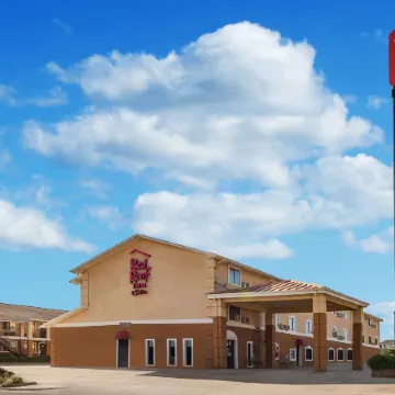 Red Roof Inn & Suites Denton