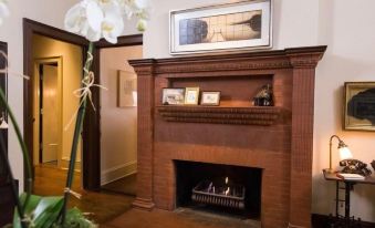Stonehurst Place Bed & Breakfast