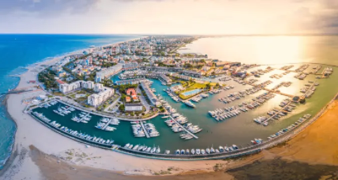 Cozy apartment close to the beach 酒店