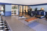 Radisson Hotel Detroit Metro Airport - gimnasio