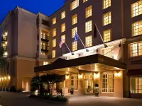 The Lindy Renaissance Charleston Hotel - Spa