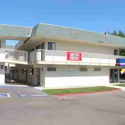 Hi - Wheel Flats Hotel Exterior