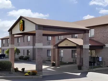 Super 8 by Wyndham Farmington