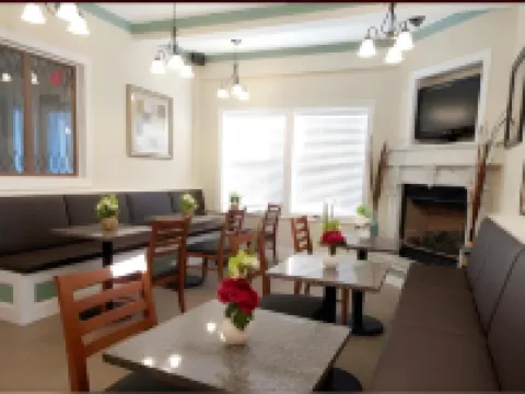 Crescent Suites Hotel Hotels in Waltham