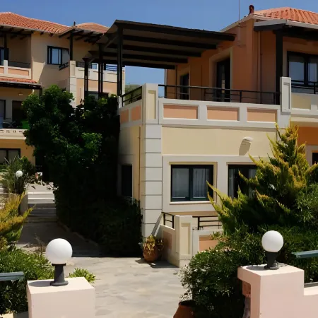 Aloni Suites
