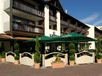 Hotel Centurio Hotel dekat Asamkirche in Rohr Niederbayern