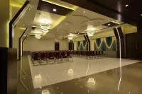Hotel Jhankar Palace Hotels in Dhule
