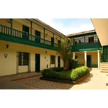 Raymi Hotel Отели в г. Куско