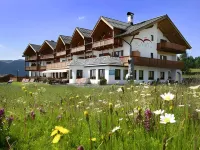 Icaro Hotel Hotels near Alpe di Siusi