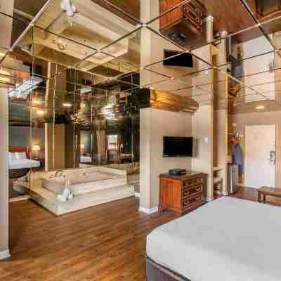 : Econo lodge Hotel Brossard Rooms