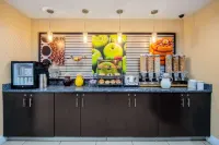 La Quinta Inn & Suites by Wyndham Elkview - Charleston NE - Desayuno