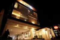 Cozzy Stay Hotel Semarang by Sinergi Hotels near Gedung Pertamina Sukowati Teknik Geologi Universitas Diponegoro