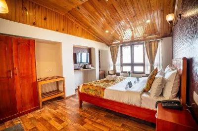 Muscatel Nirvana @Mall Road Hôtels à proximité de : Himalayan Mountaineering Institute