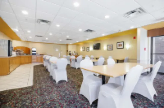 Sandman Hotel & Suites London Downtown Hotels in Middlesex County