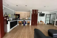Take Guesthouse 2 Hotels in Jambi