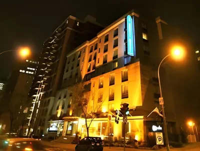 Le Nouvel Hotel Hotels near Saint Joseph's Oratory of Mount Royal