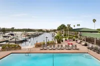 Ramada by Wyndham Sarasota Waterfront Hotel a Whitfield