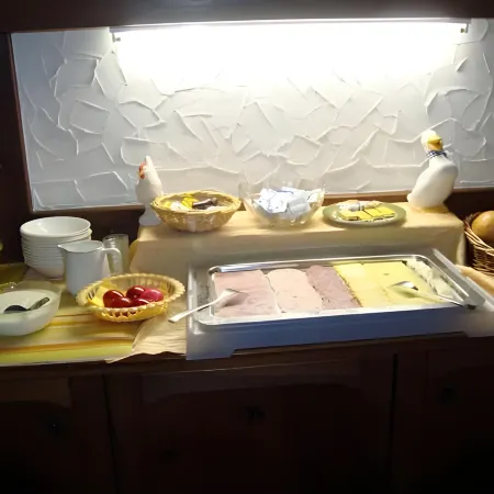 BaseCamp Hotel