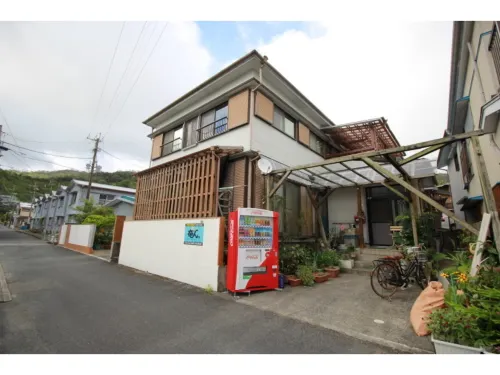 Guest House Aman - Homestays