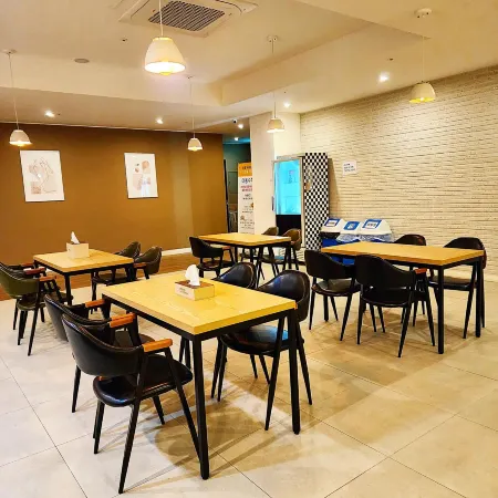 Cheongju Hotel Dictionary Отели рядом с достопримечательностью «Национальный университет Чунбука Гасин Кампус»