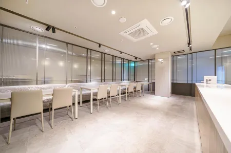 Hotel Libre Отели рядом с достопримечательностью «Saeng-Geumjib»