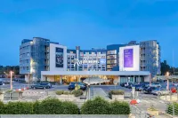 Radisson Blu Hotel, Hamburg Airport Hotel dekat Hamburg-Poppenbüttel Railway Station