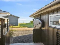 "Pedersen" - 50m from the Sea